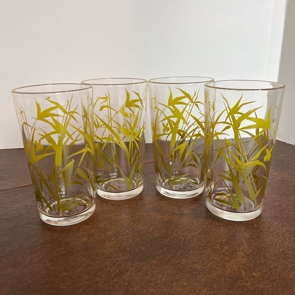 Vintage Butterfly and Bamboo Grass Glass Tumblers